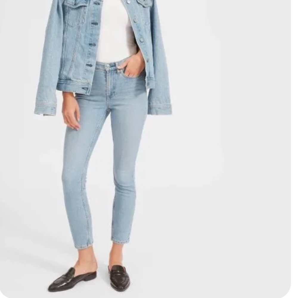 Everlane High-Rise Skinny Jean in Light Blue Wash - Size 25 Regular
